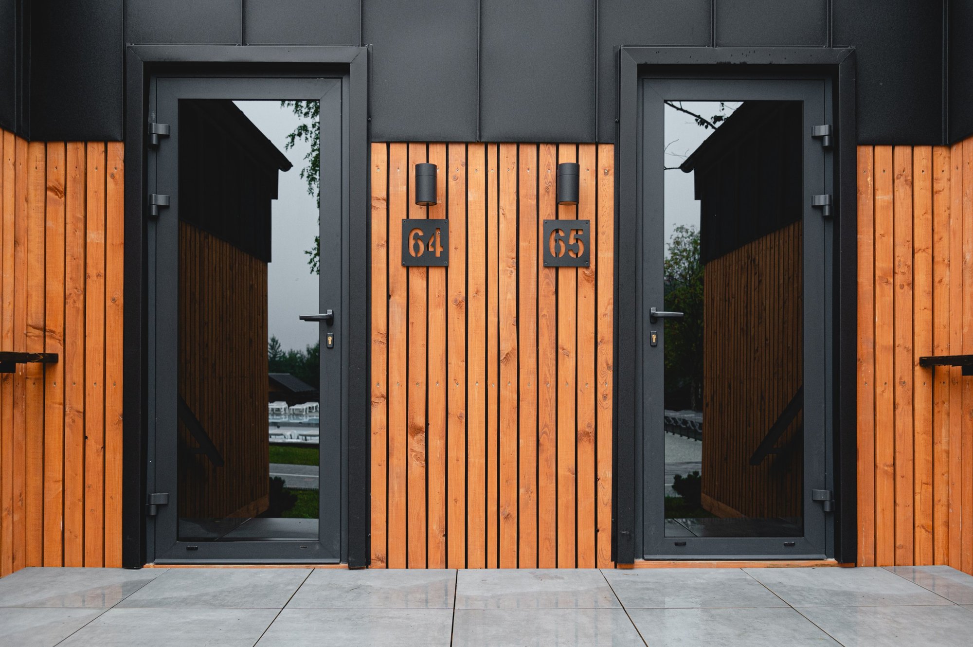 Motels door with wood panelling