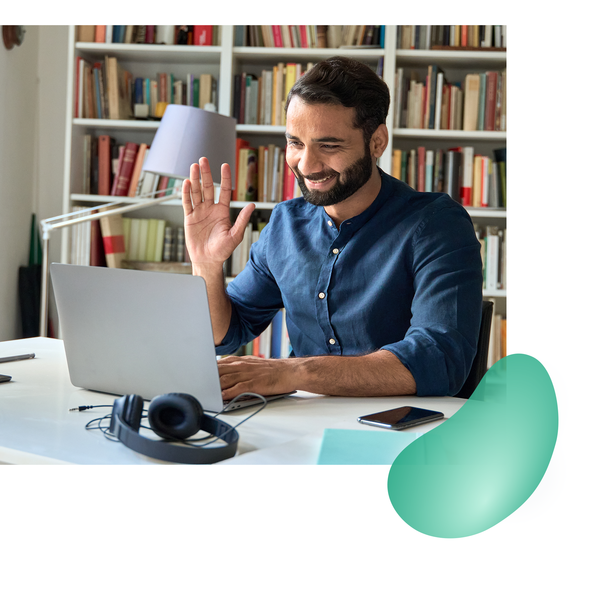 Webinar_Man waving